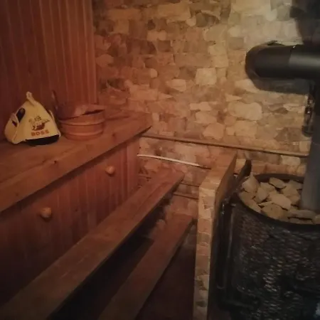 Karineeme Holiday House *