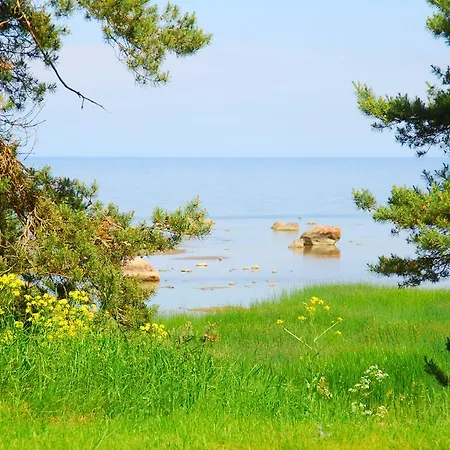 Karineeme House Mahu