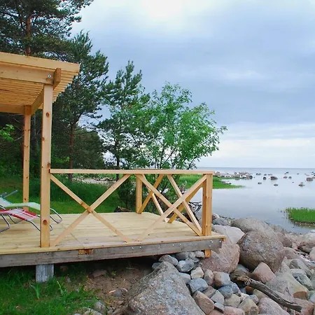 Casa de Férias Karineeme House *