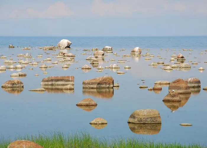 Karineeme Holiday House Semesterbostad