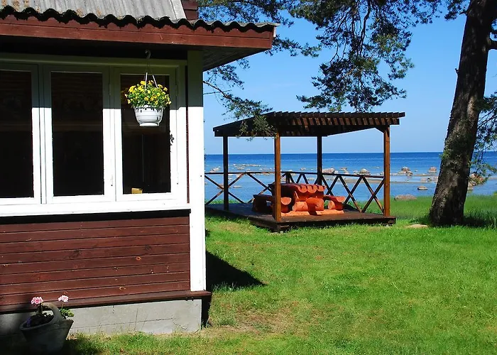 Karineeme Holiday House * Mahu